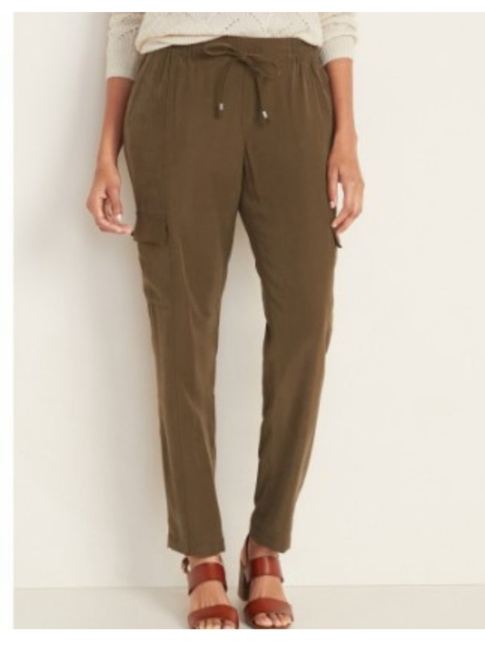 Old Navy Olive Drawstring Cargo Joggers soft ankle pants green medium
